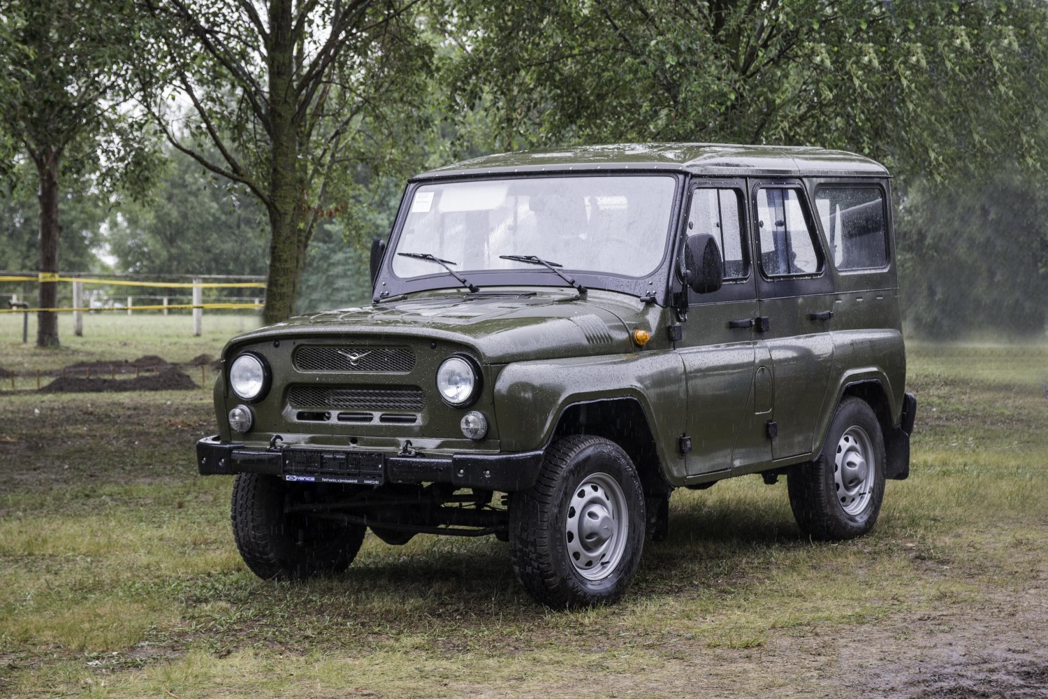 UAZ Hunter