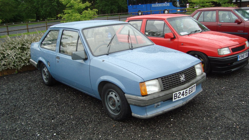 Vauxhall Nova 1.5 TD (67 Hp)