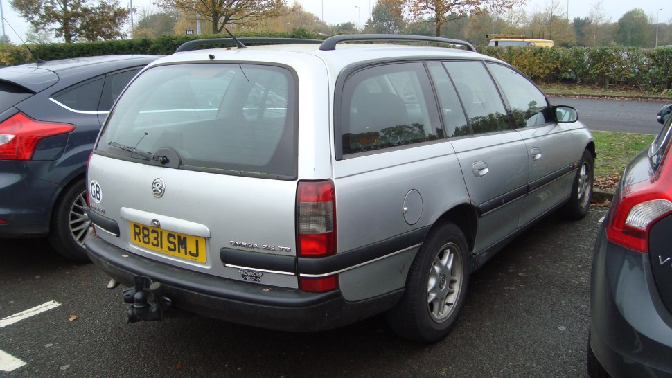 Vauxhall Omega 3.0i V6 (211 Hp)