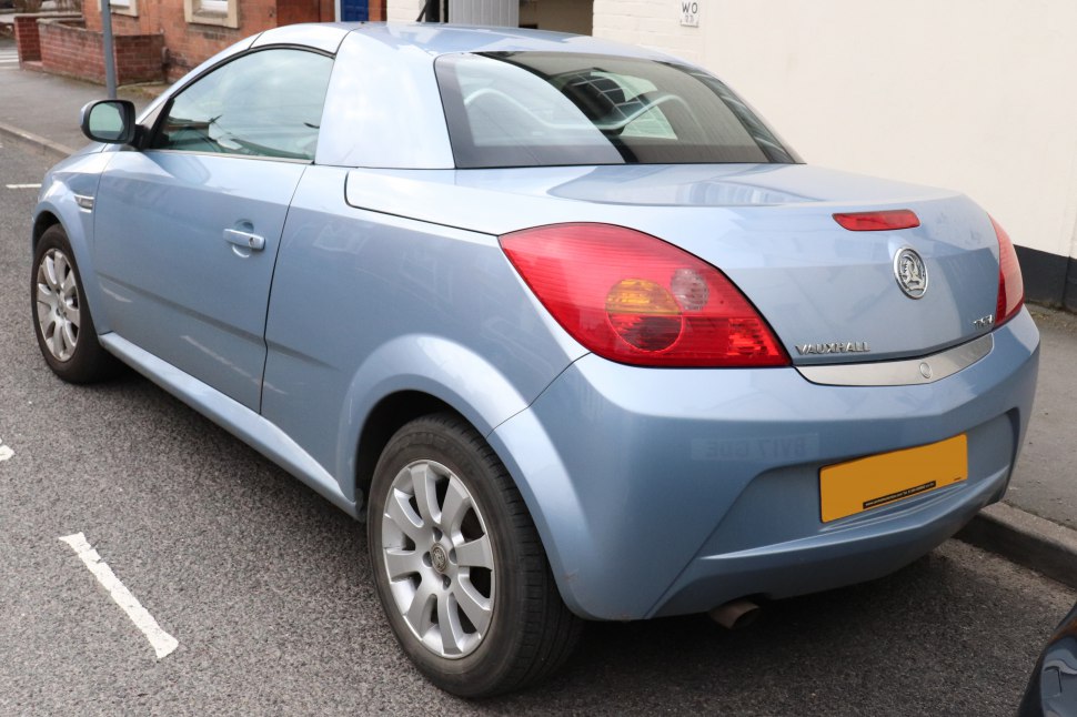 Vauxhall Tigra 1.8i 16V ECOTEC (125 Hp)