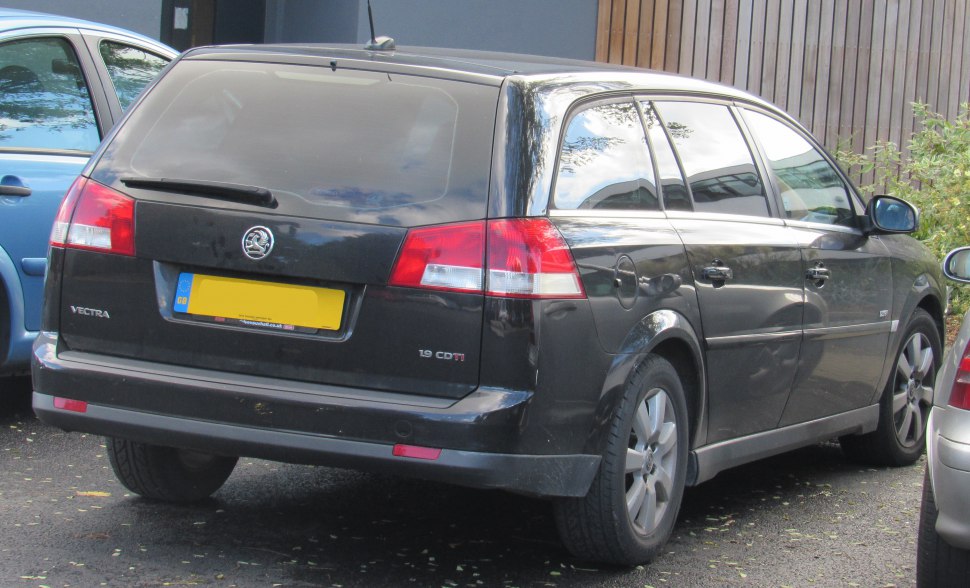 Vauxhall Vectra 2.2i 16V Direct ECOTEC (155 Hp)