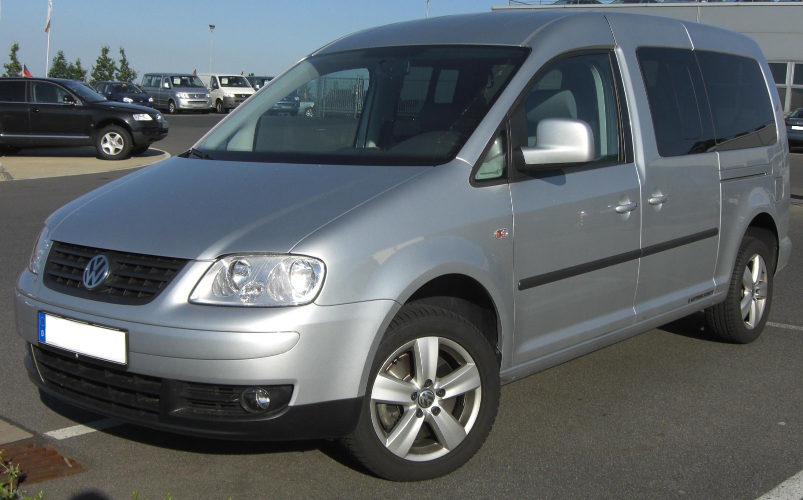 Volkswagen Caddy 1.6i (102 Hp)