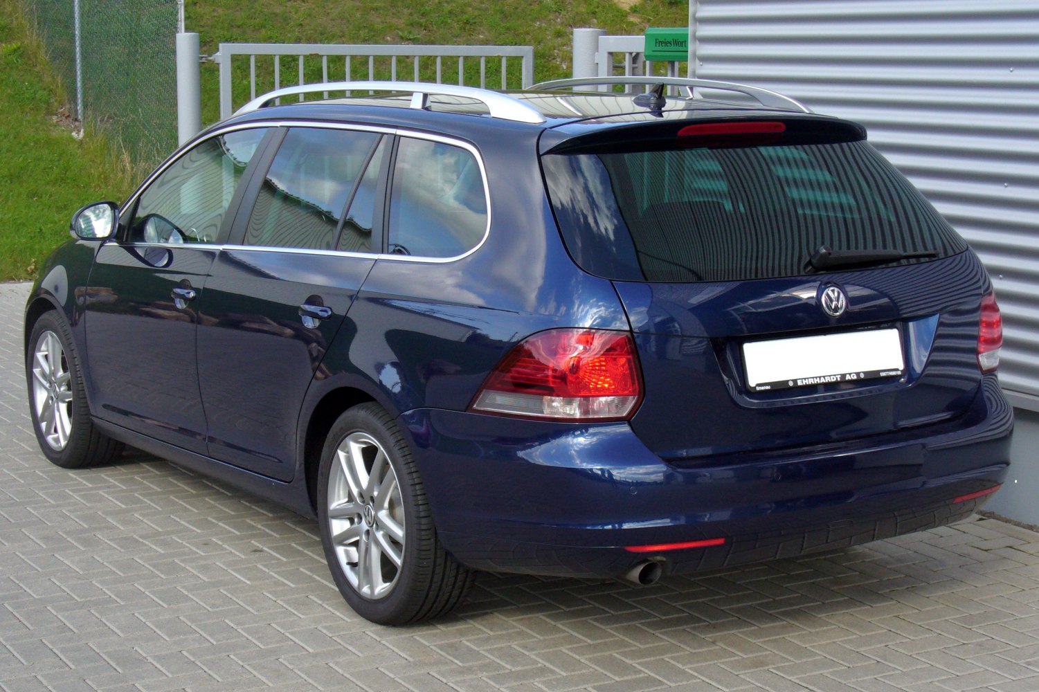 Volkswagen Golf 2.0 TDI (140 Hp)