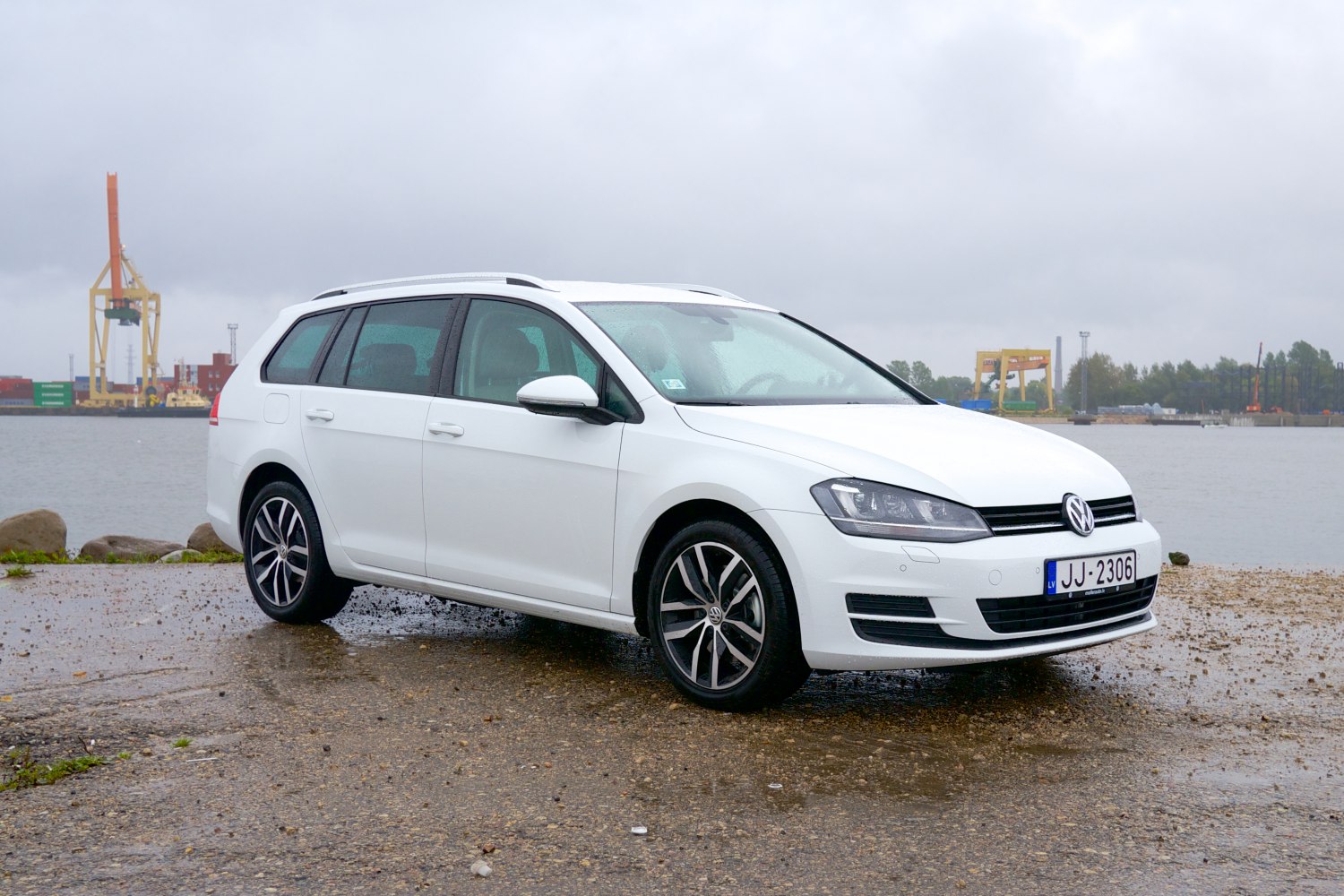 Volkswagen Golf 1.2 TSI (110 Hp)