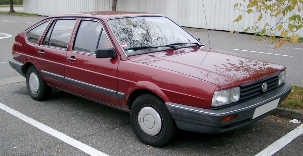 Volkswagen Passat 1.8 (87 Hp)