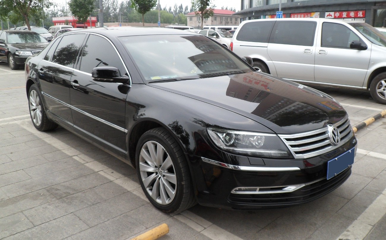 Volkswagen Phaeton 4.2 V8 (335 Hp) 4MOTION