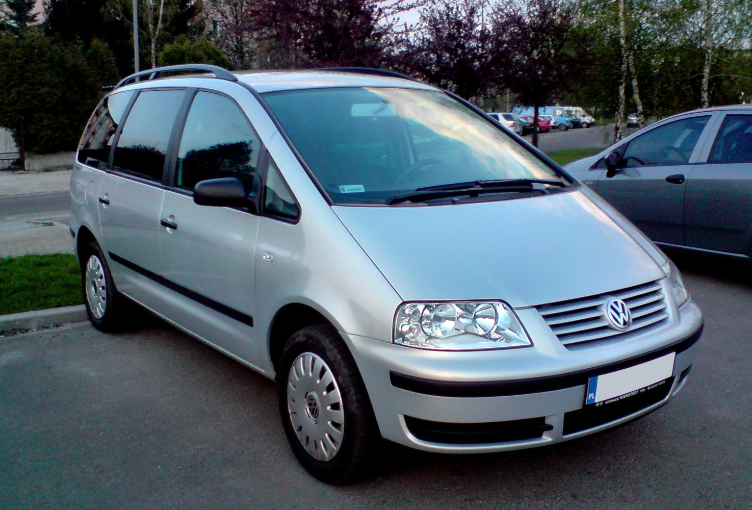 Volkswagen Sharan 1.8 T (150 Hp) Tiptronic