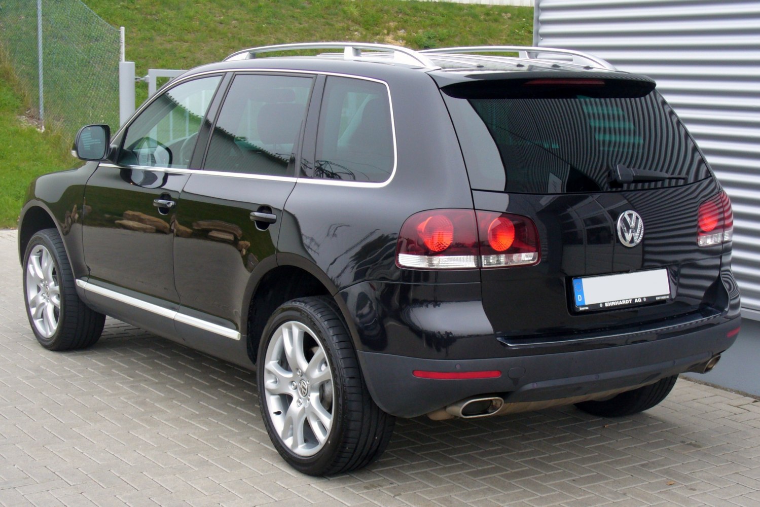 Volkswagen Touareg 6.0 W12 48V Sport (500 Hp)