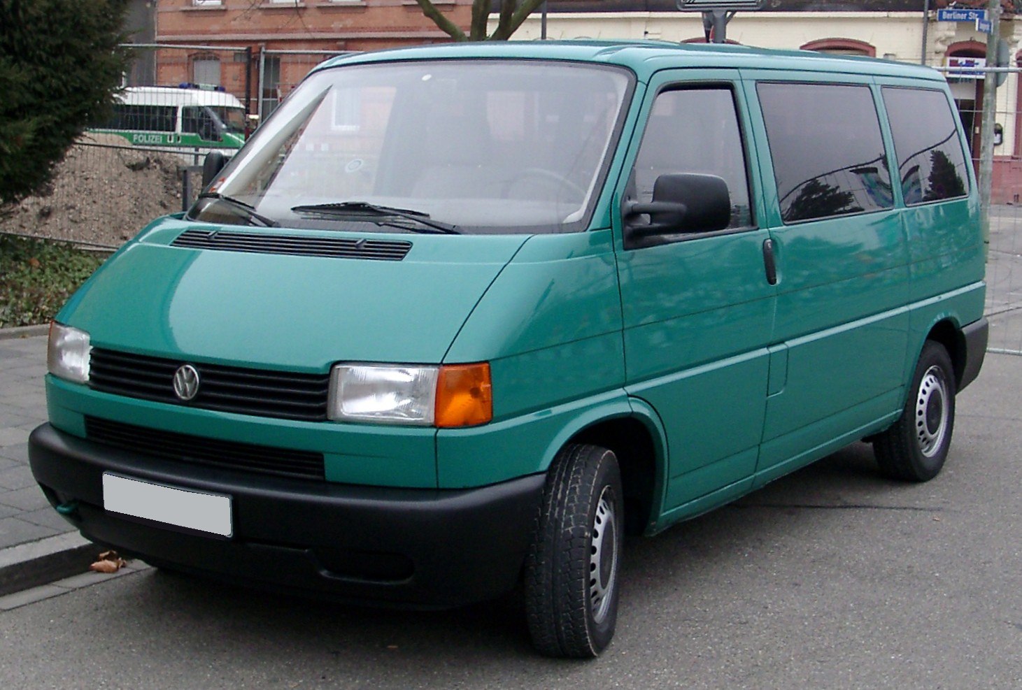 Volkswagen Transporter 2.0 (84 Hp) L2H1