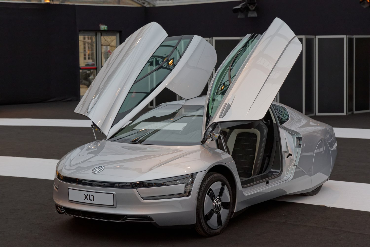 Volkswagen XL1 0.8 TDI (69 Hp) Plug-in Hybrid DSG