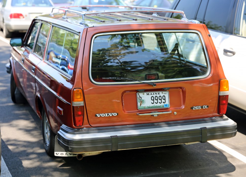 Volvo 260 2.7 (140 Hp)