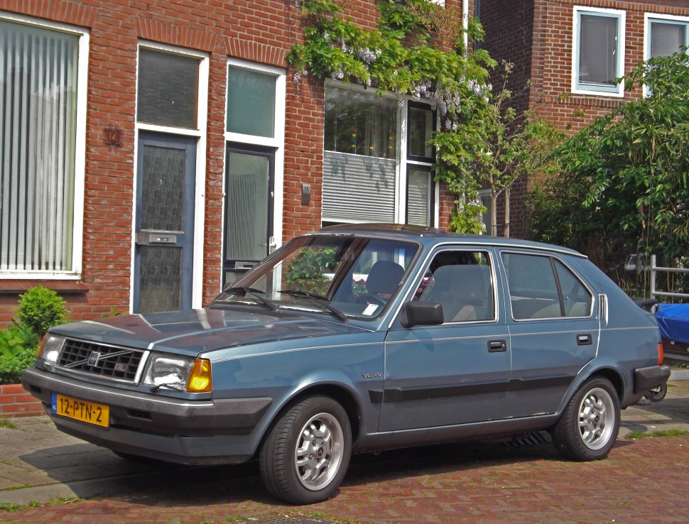 Volvo 340-360