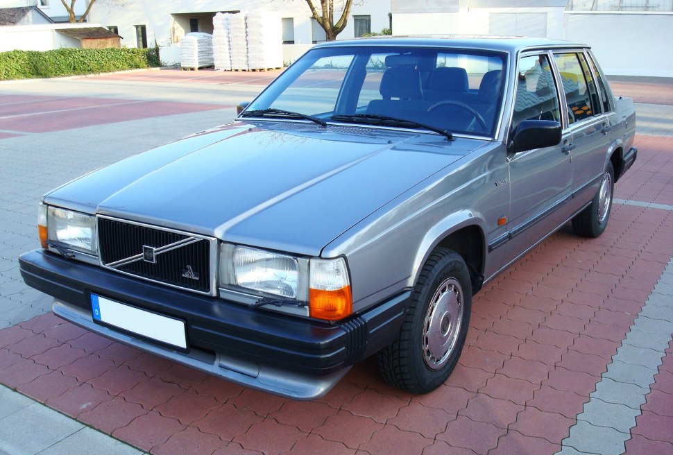 Volvo 740