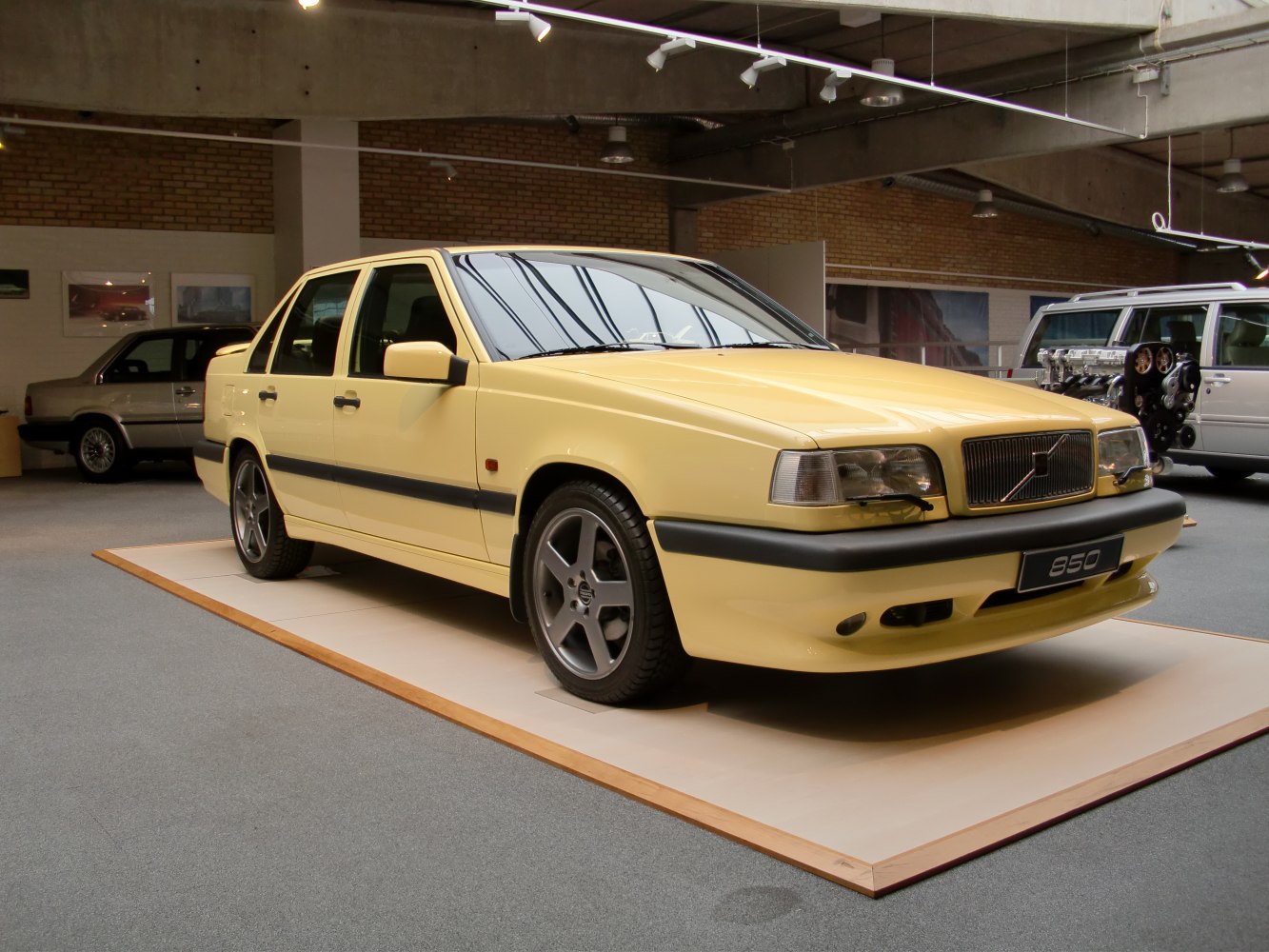 Volvo 850