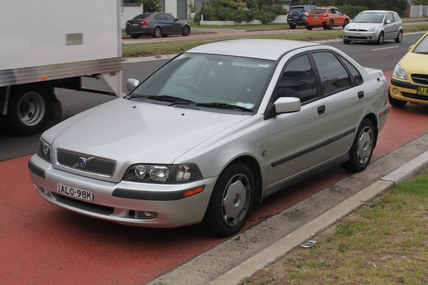 Volvo S40 1.9 TD (90 Hp)