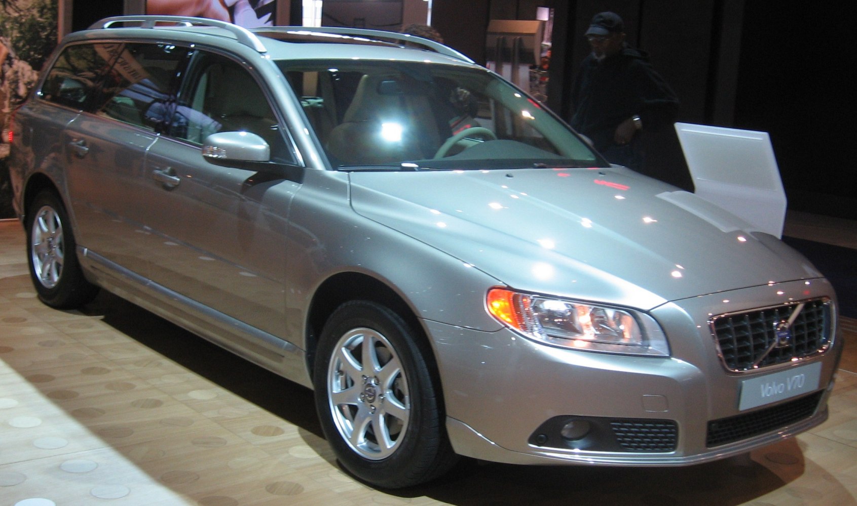 Volvo V70 1.6 D DRIVe (109 Hp)