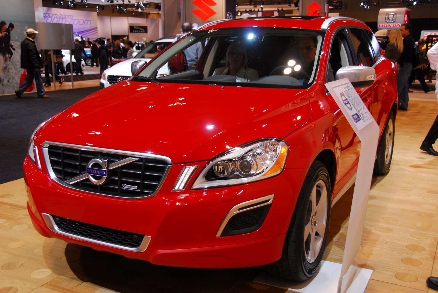 Volvo XC60 3.2 (243 Hp) AWD