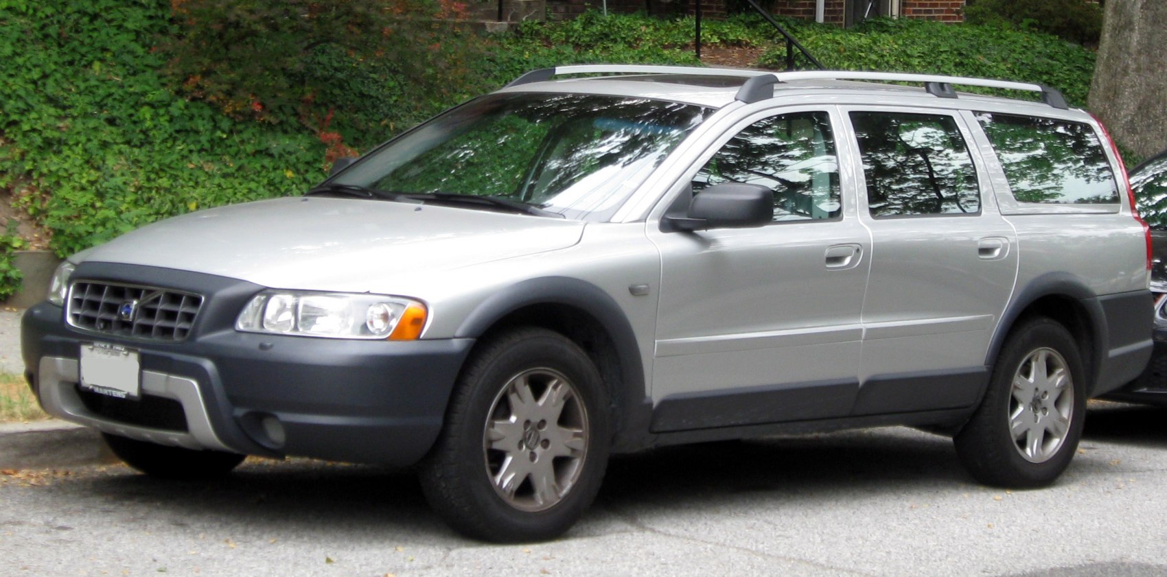 Volvo XC70 2.5T (210 Hp) AWD Geartronic