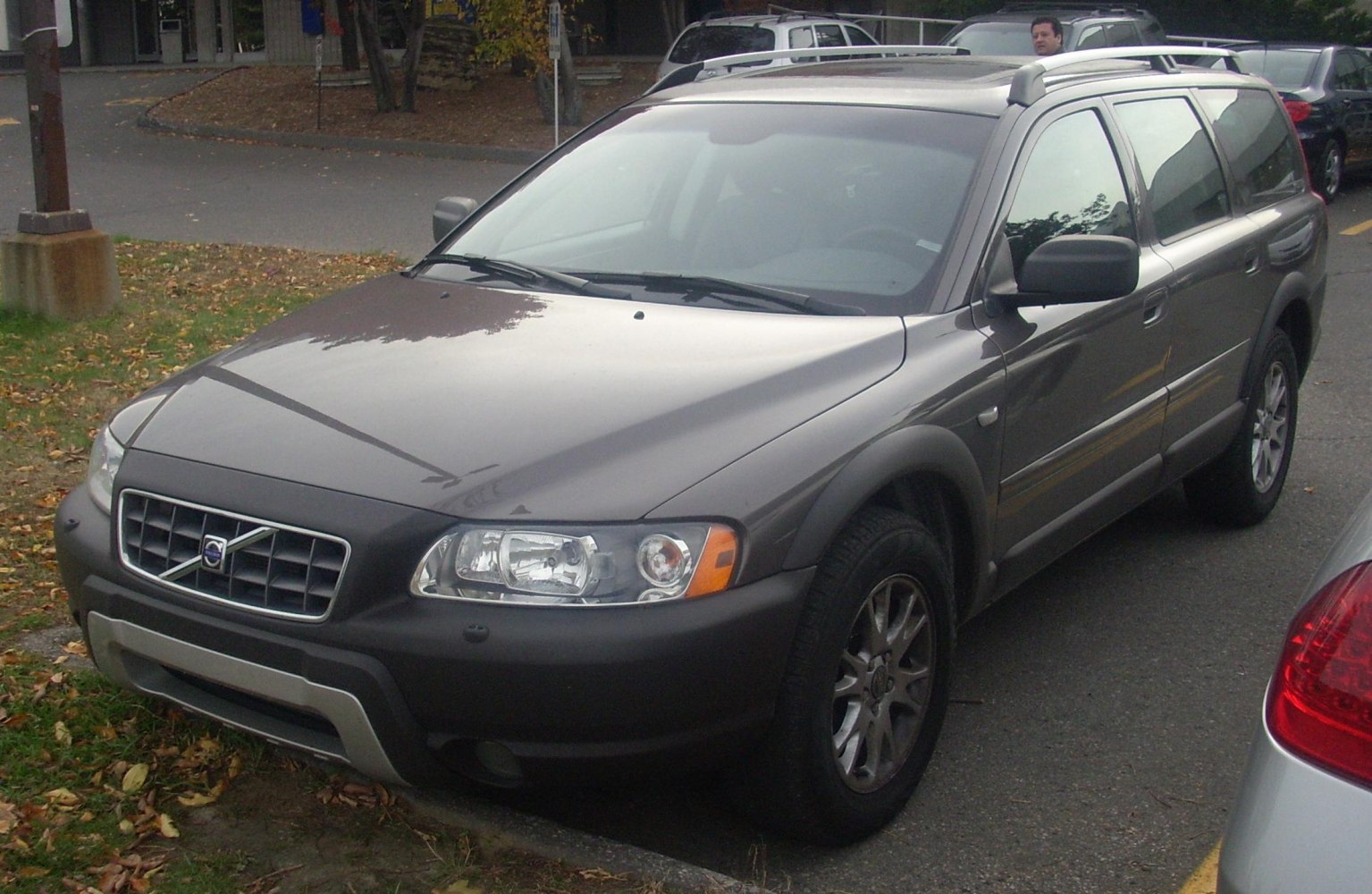 Volvo XC70 2.5T (210 Hp) AWD Geartronic